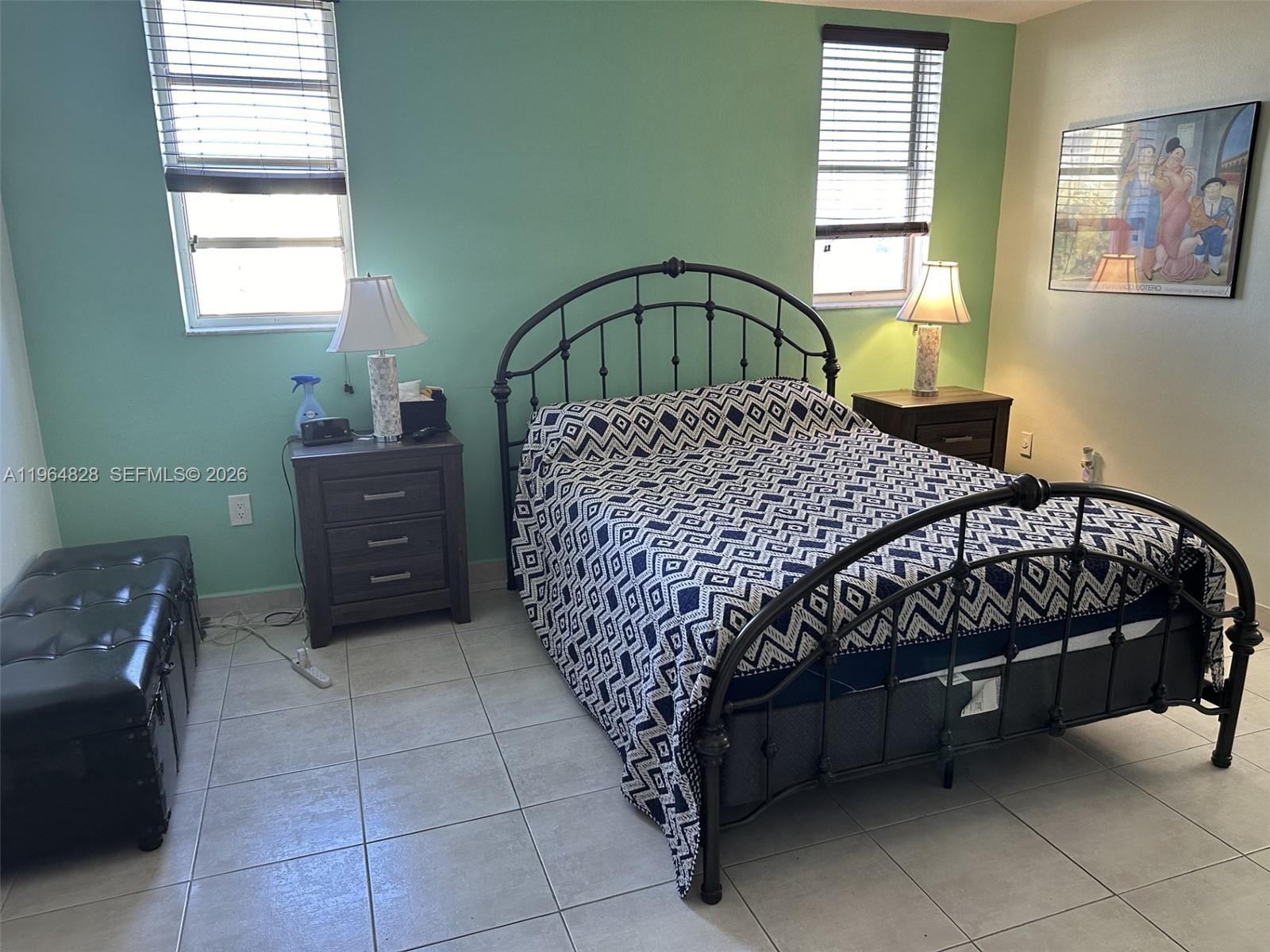 POINT EAST SEC III CONDOM - Residential