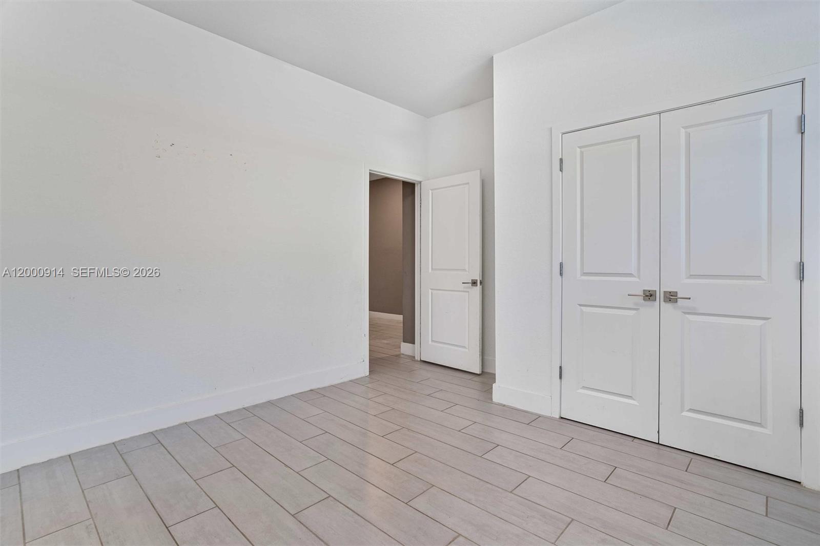 KROME GROVE ESTATES - Residential