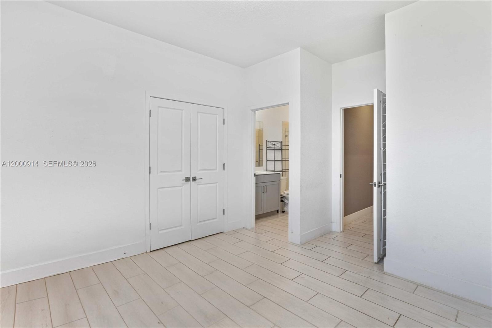 KROME GROVE ESTATES - Residential