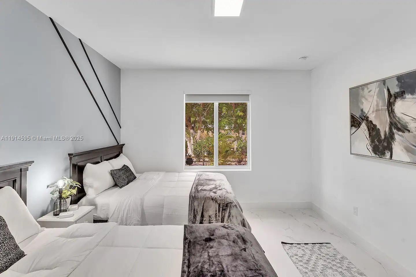 CUTLER RIDGE SEC 6 - Residential