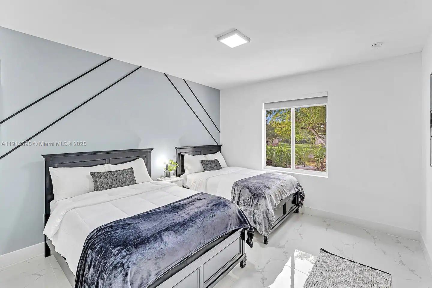 CUTLER RIDGE SEC 6 - Residential