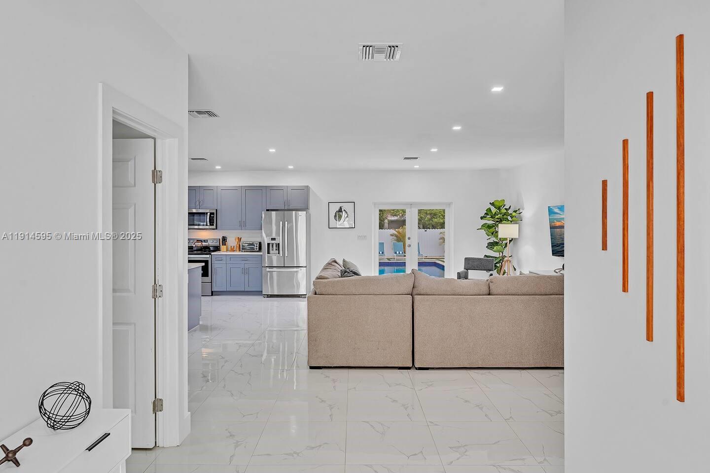 CUTLER RIDGE SEC 6 - Residential