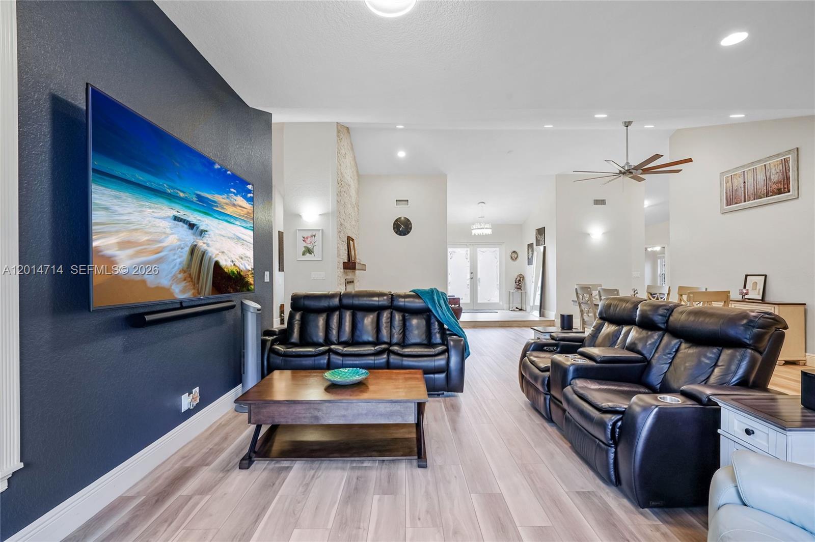 Laguna Springs - Residential