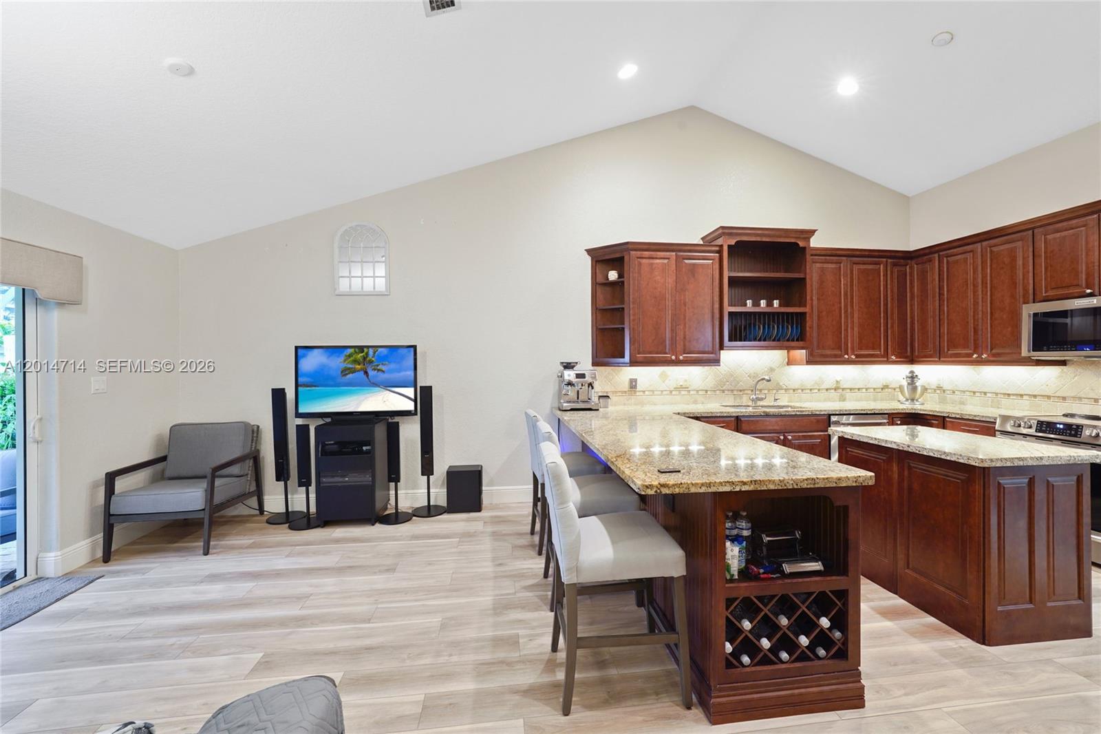 Laguna Springs - Residential