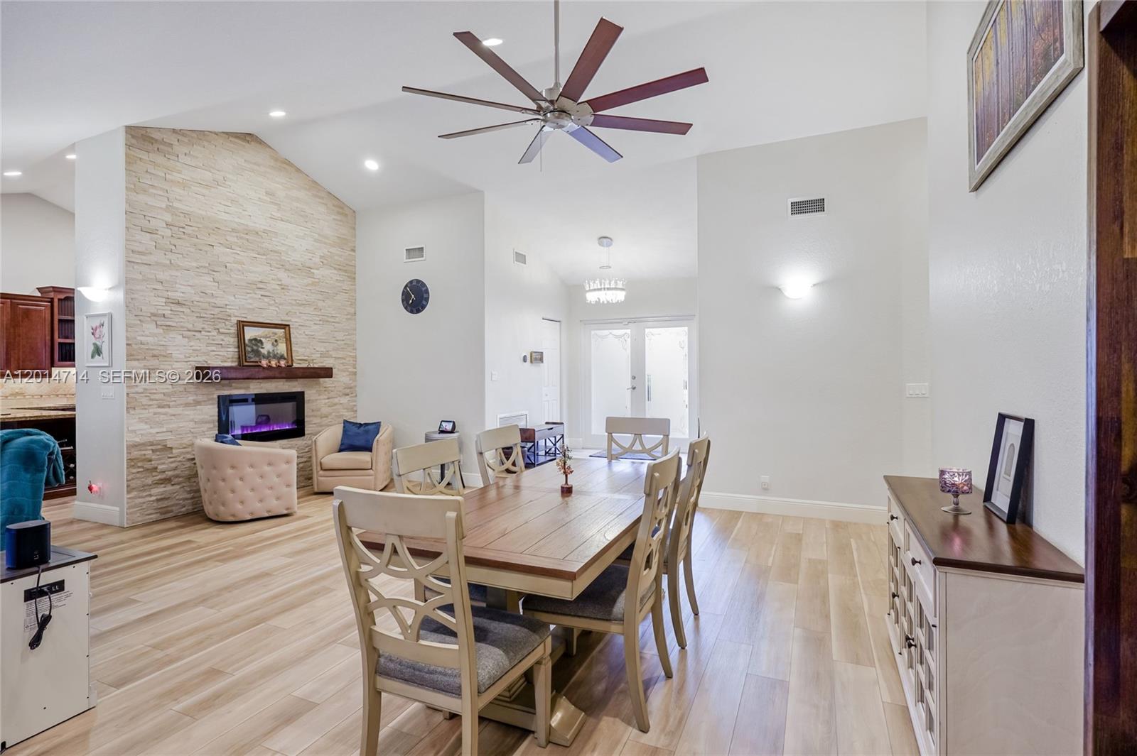 Laguna Springs - Residential