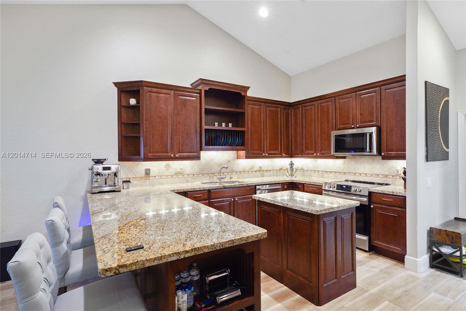 Laguna Springs - Residential