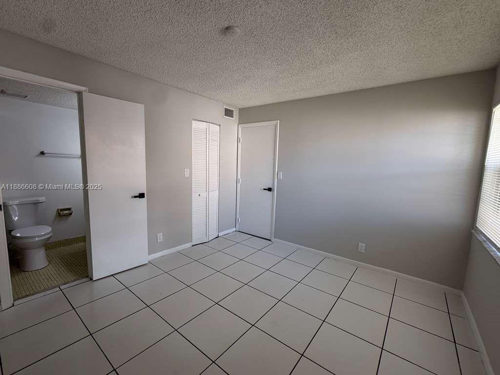 COUNTRYSIDE CONDO - Residential Lease