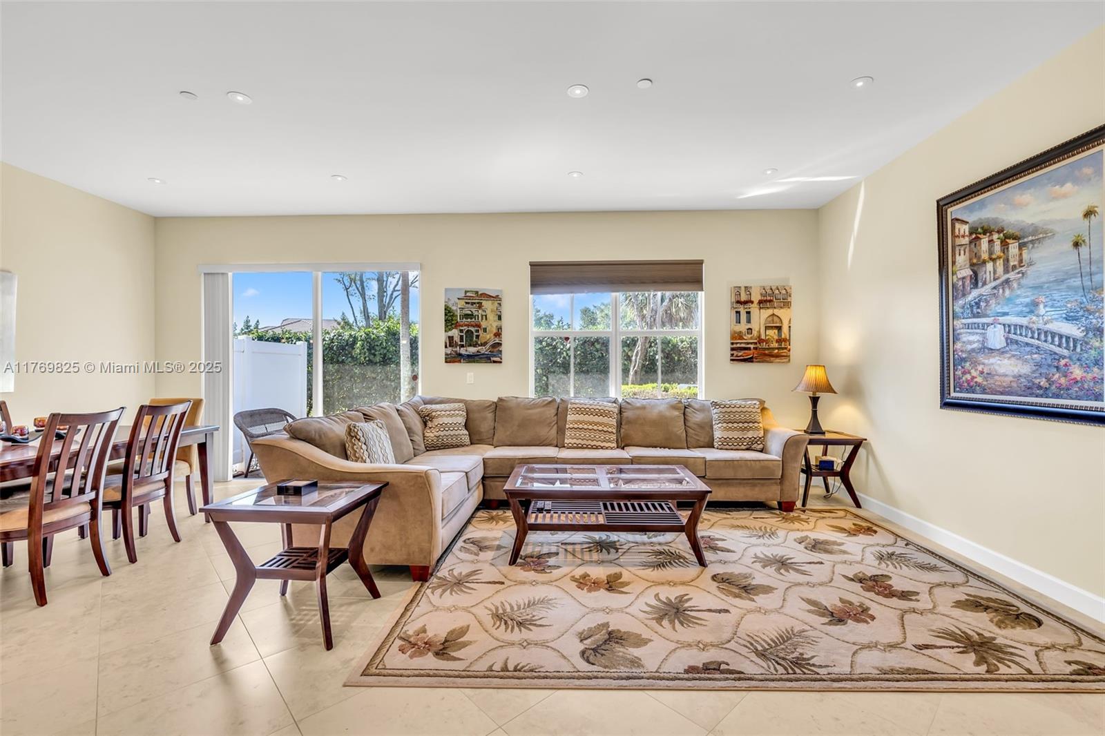 COLONY PALMS - Residential