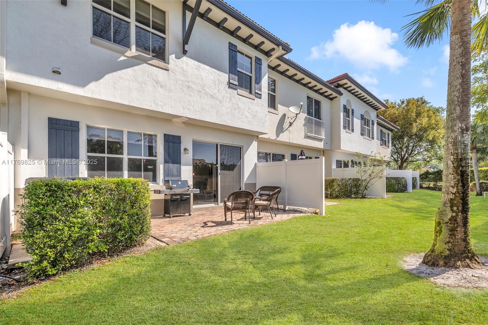 COLONY PALMS - Residential