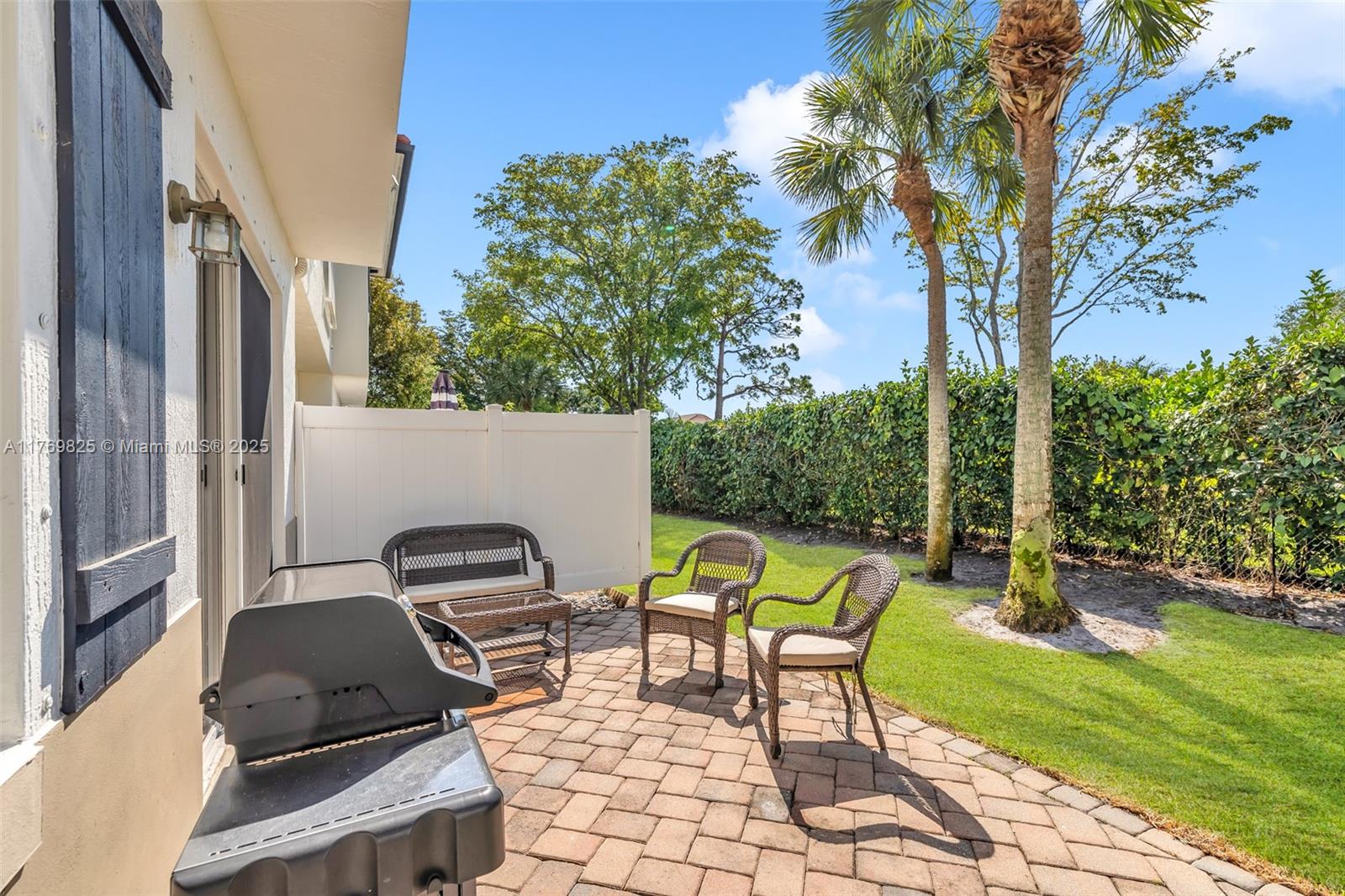 COLONY PALMS - Residential