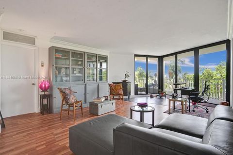 2000 Towerside Ter 604 Miami FL 33138