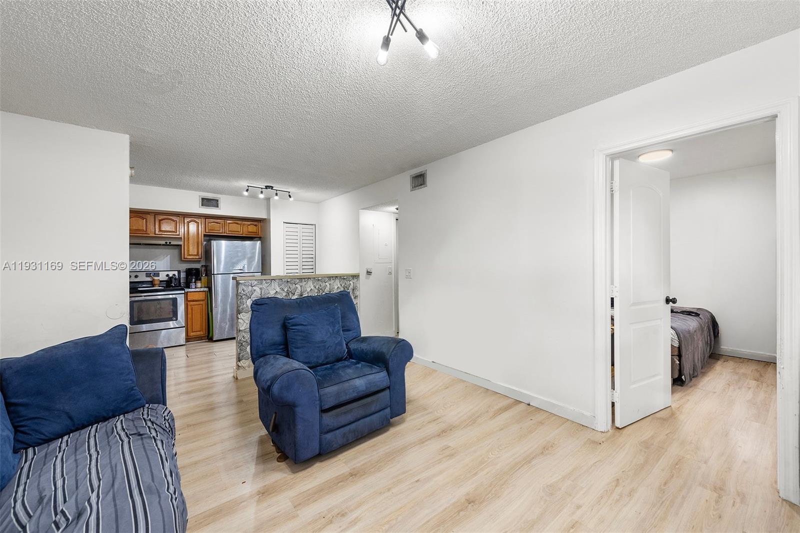 LAKEWOOD AT EMERALD HILLS - Residential