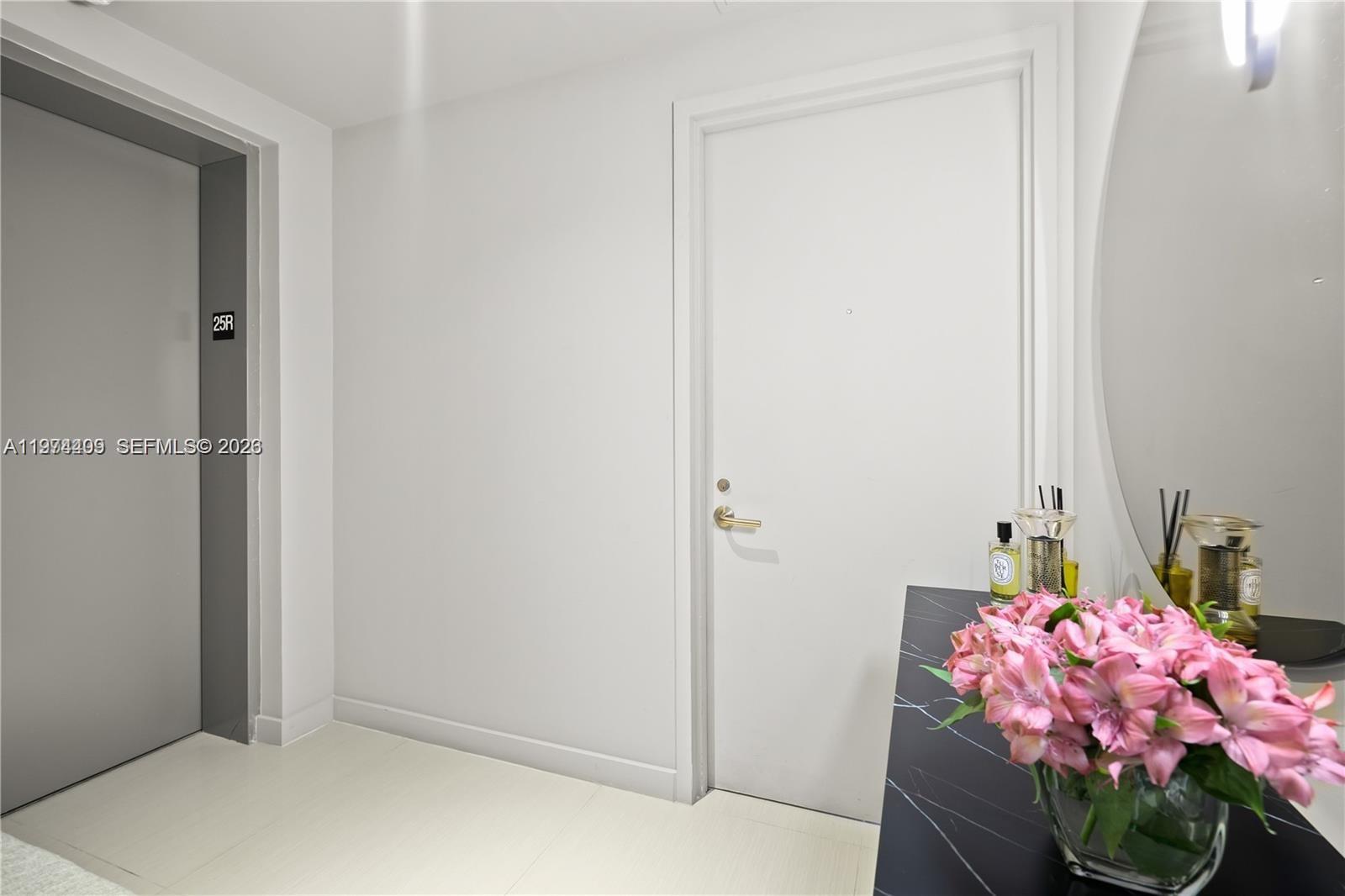 ICON BAY CONDO - Residential Lease