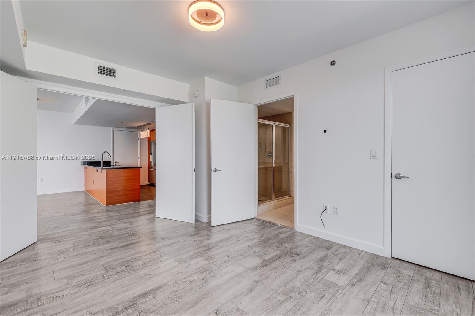 50 BISCAYNE CONDO - Residential Lease