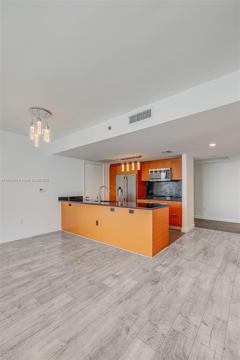 50 BISCAYNE CONDO - Residential Lease