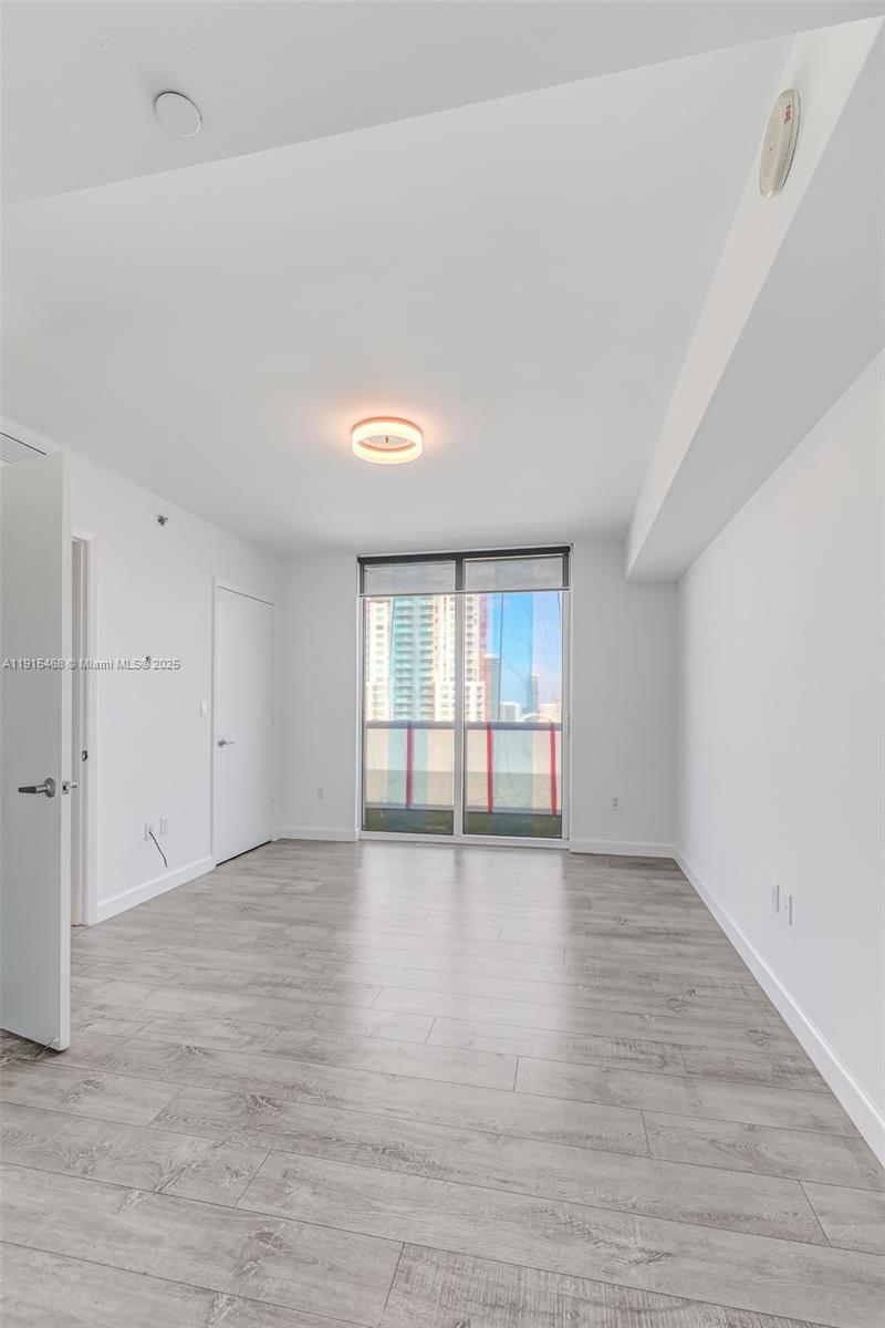 50 BISCAYNE CONDO - Residential Lease