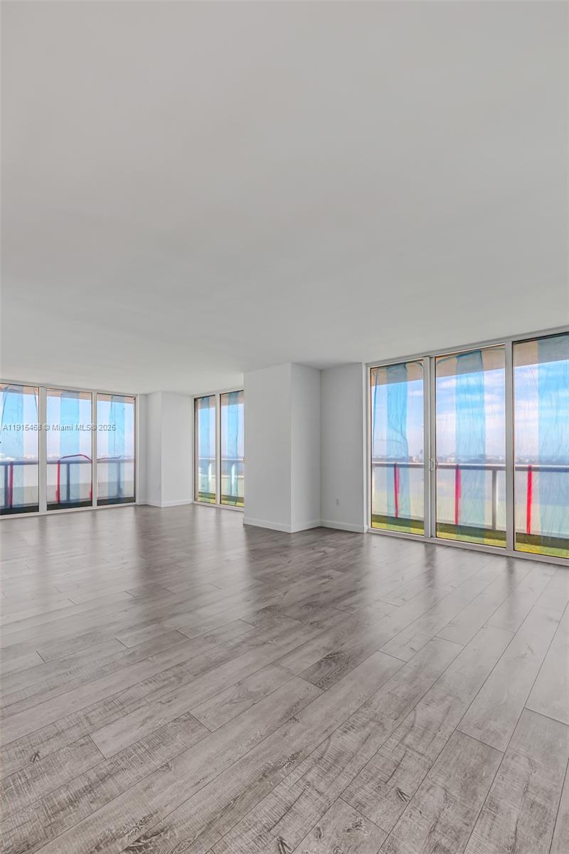 50 BISCAYNE CONDO - Residential Lease