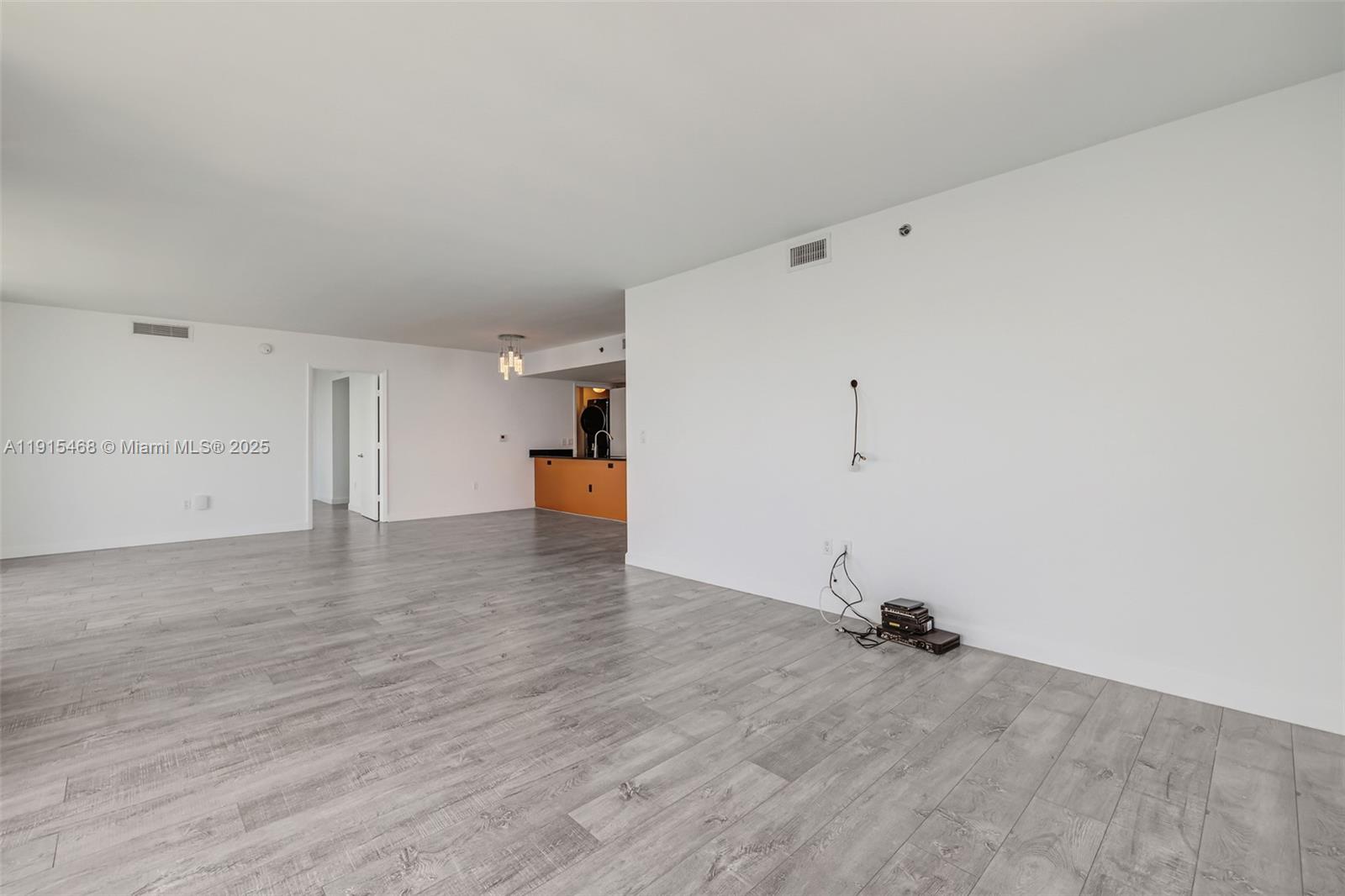50 BISCAYNE CONDO - Residential Lease