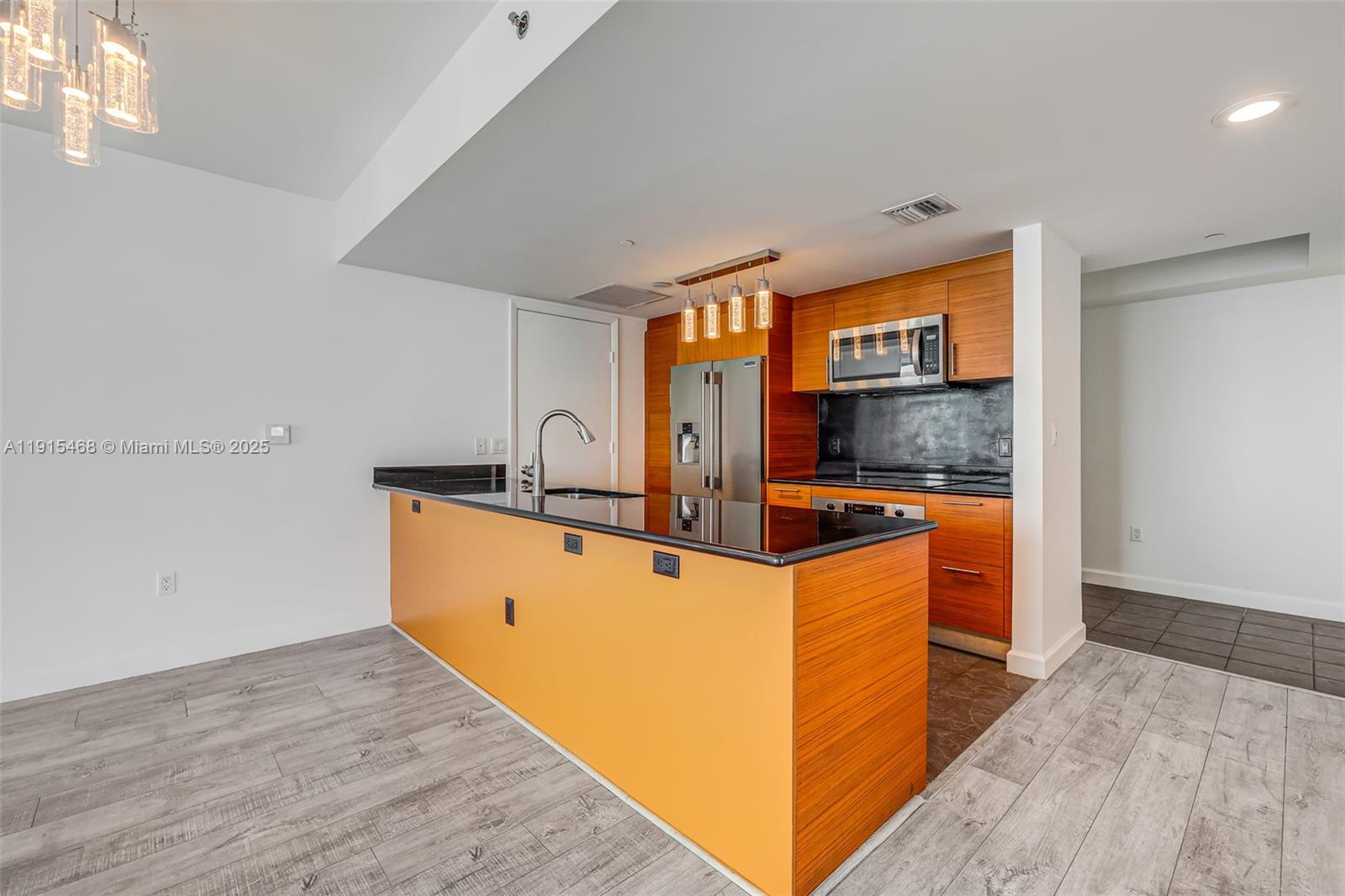 50 BISCAYNE CONDO - Residential Lease