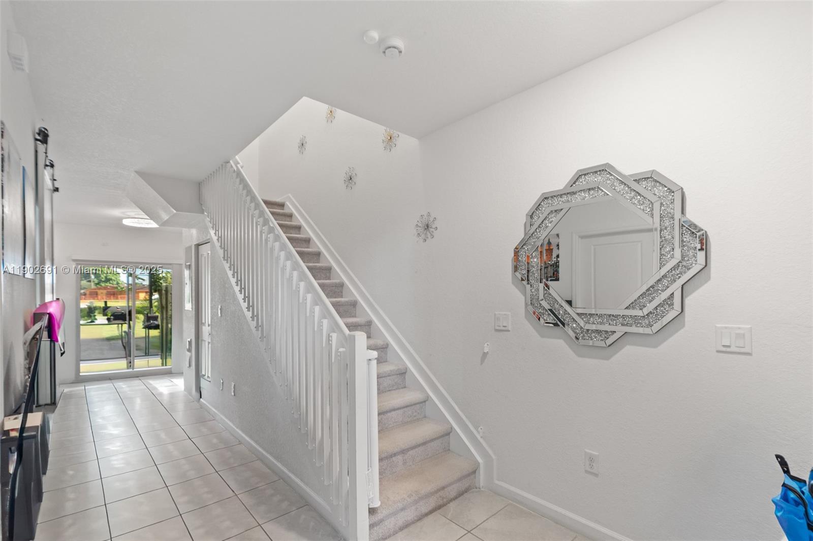 WESTVIEW GARDENS APARTMEN - Residential