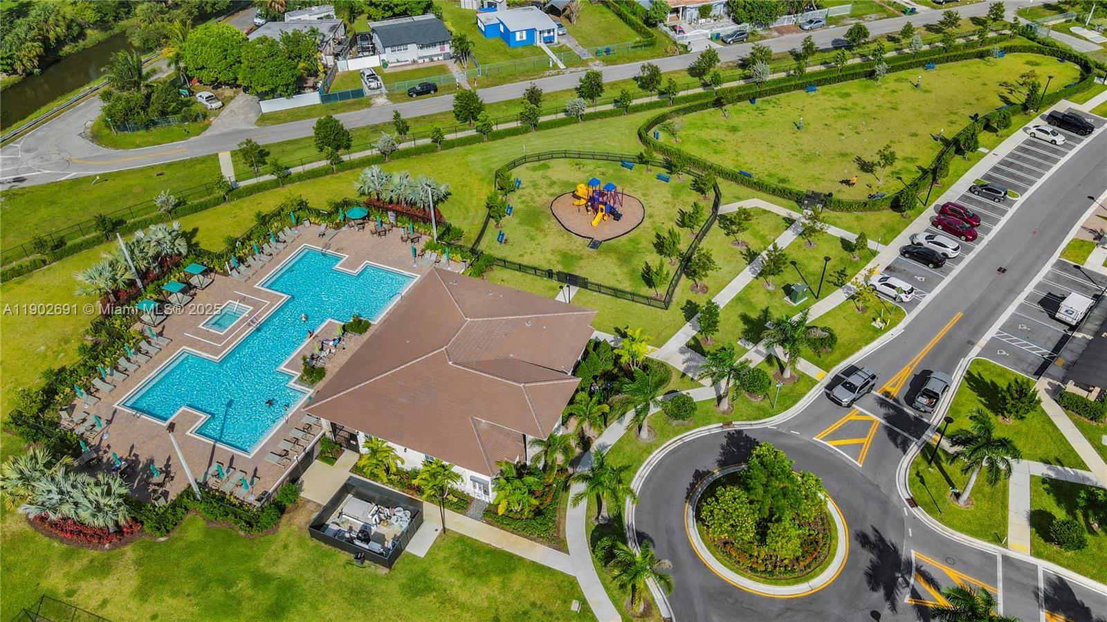 WESTVIEW GARDENS APARTMEN - Residential