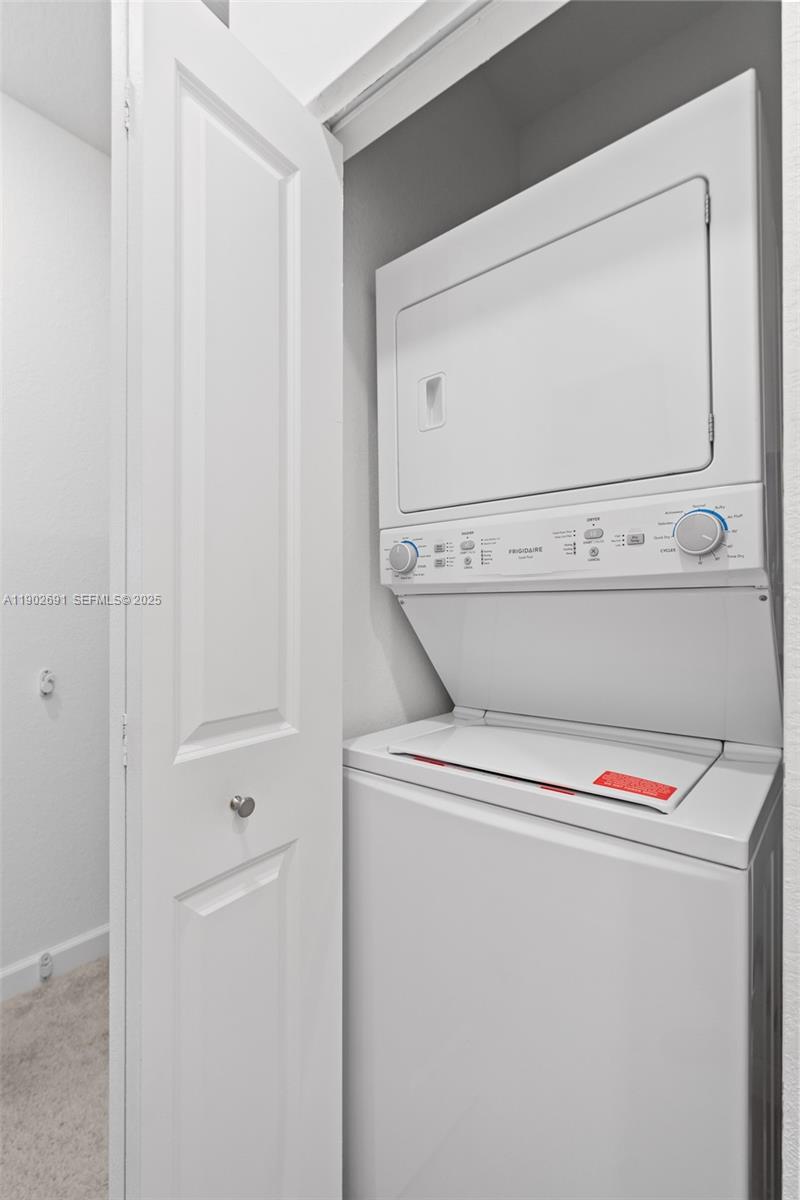 WESTVIEW GARDENS APARTMEN - Residential