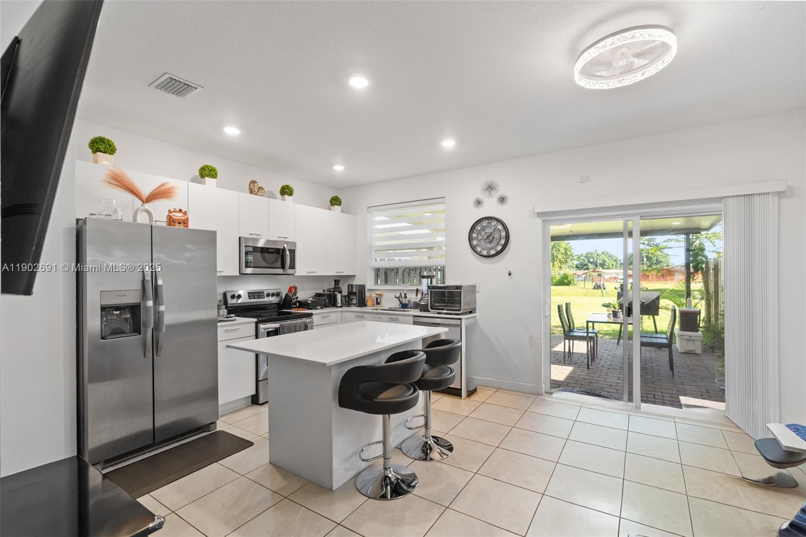 WESTVIEW GARDENS APARTMEN - Residential