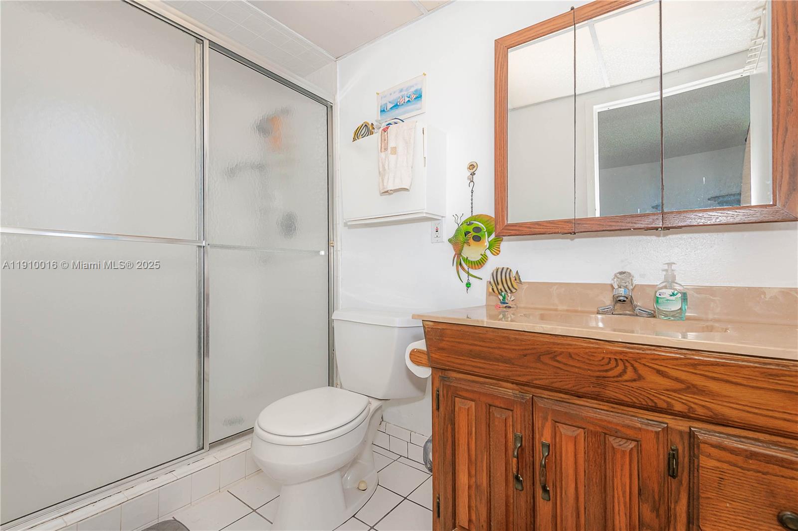 SOMERSET AT LAUDERDALE LA - Residential