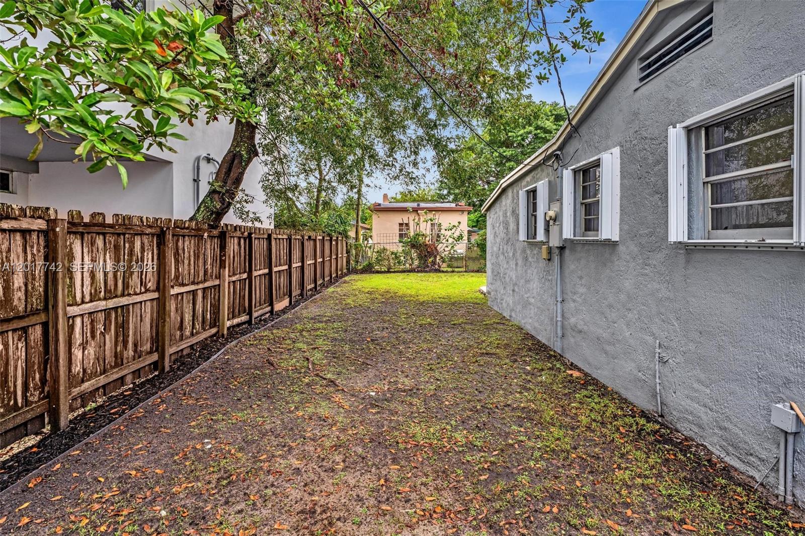 SOUTH BAY ESTATES - Residential