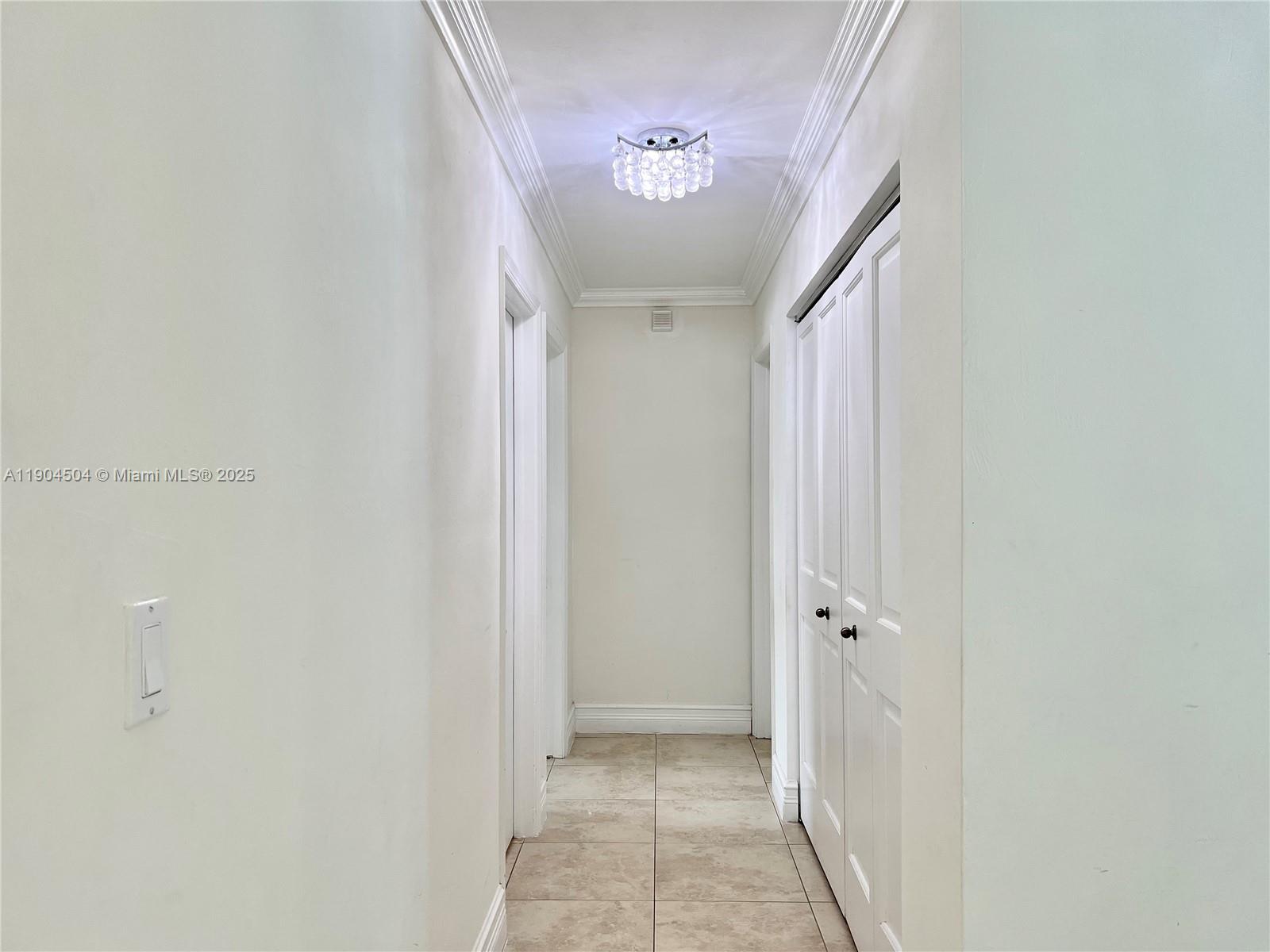 SHORES CALUSA - Residential