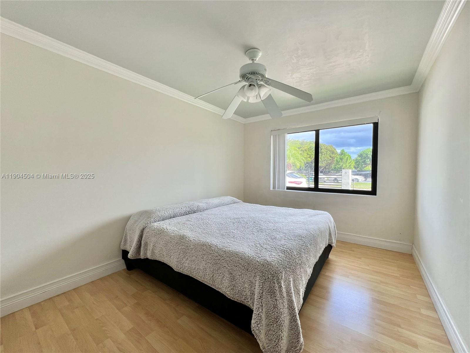 SHORES CALUSA - Residential