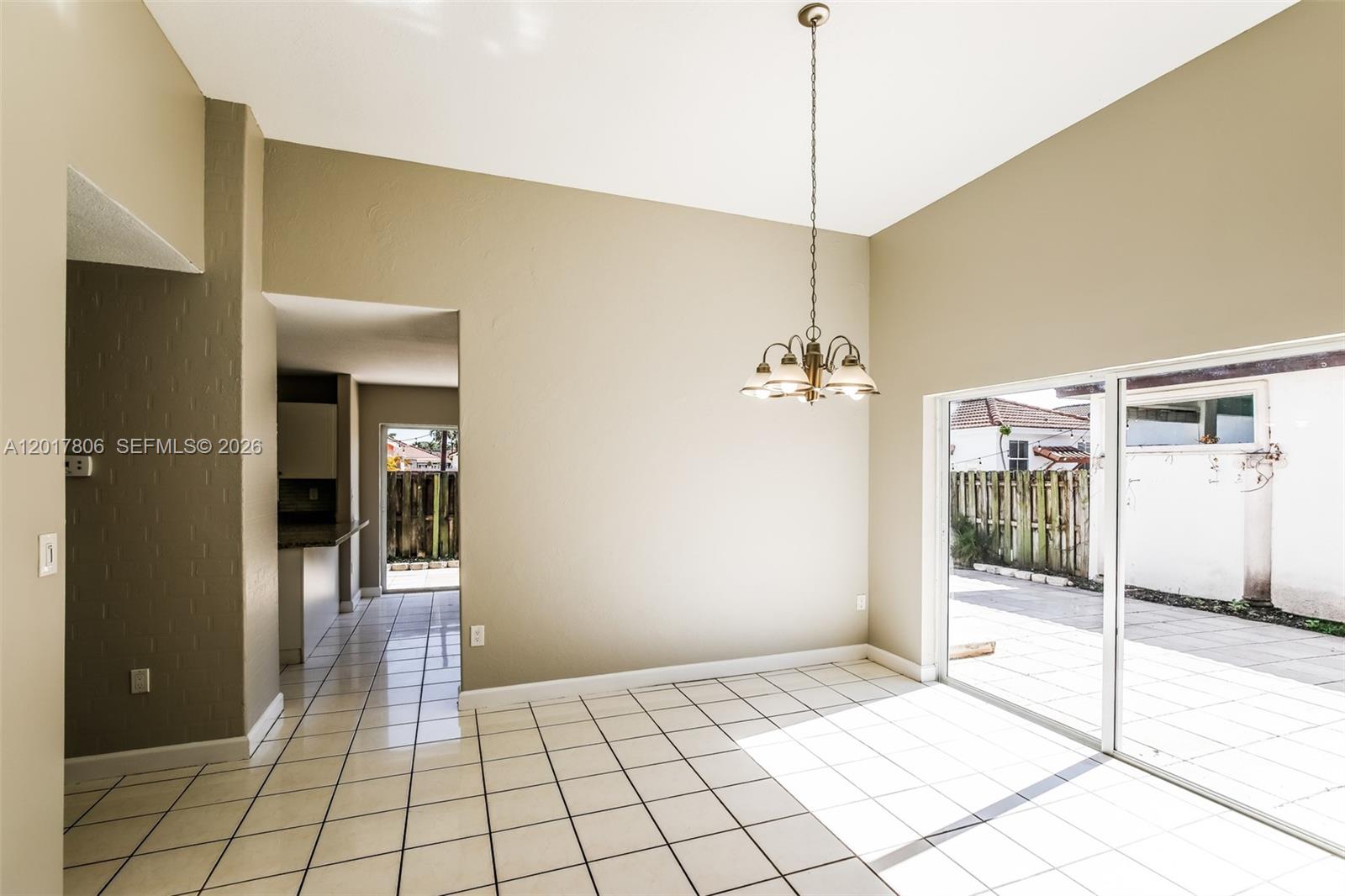 SHOMA HOMES AT TAMIAMI IV - Residential Lease