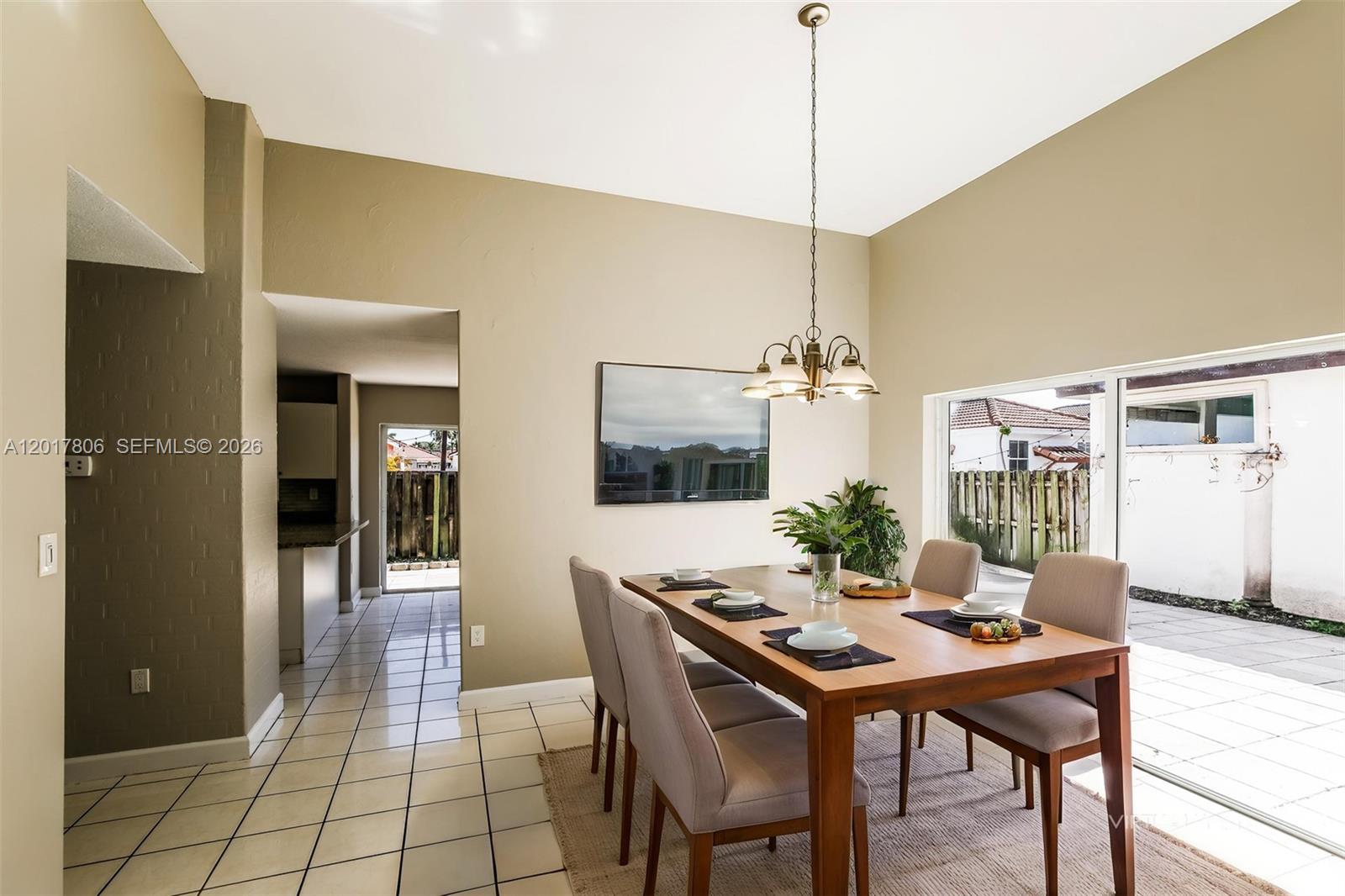 SHOMA HOMES AT TAMIAMI IV - Residential Lease