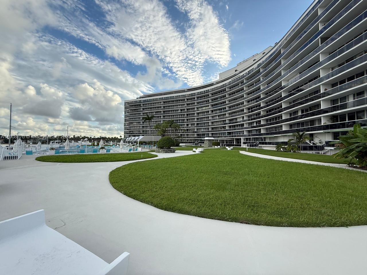 KING COLE CONDO - Residential Lease