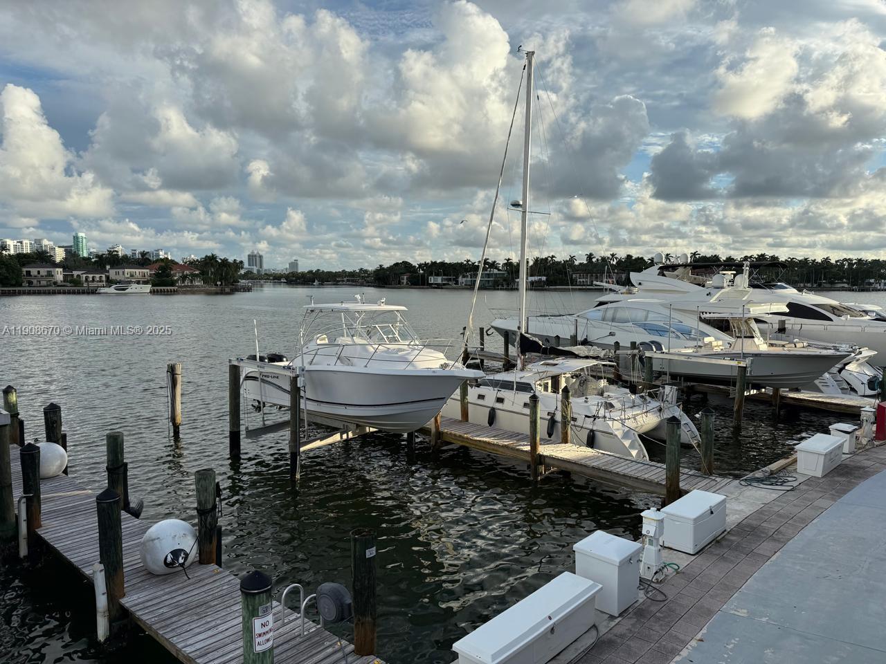 KING COLE CONDO - Residential Lease