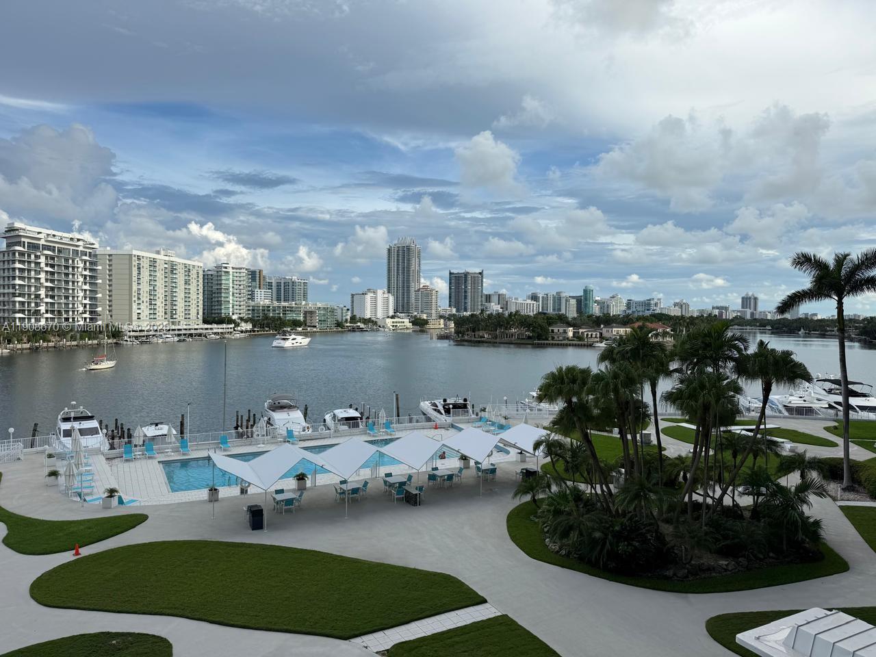 KING COLE CONDO - Residential Lease