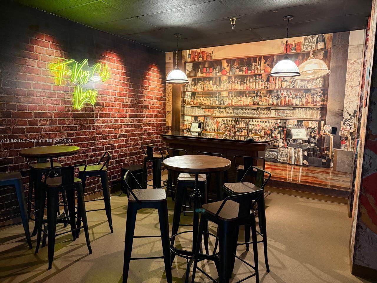 KING COLE CONDO - Residential Lease