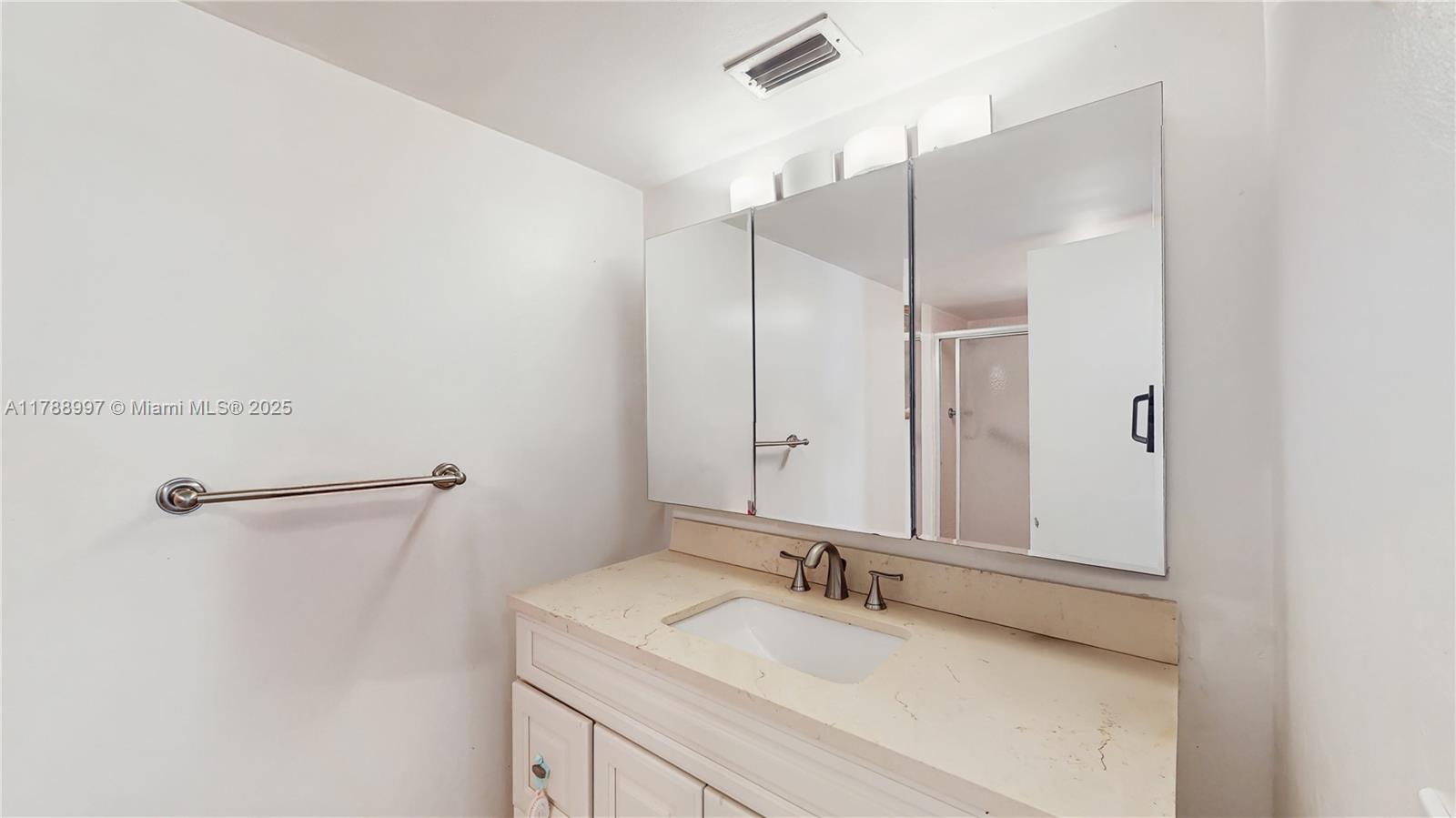 ROLLING GREEN CONDO D - Residential