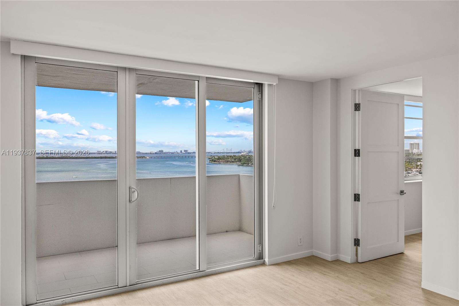 ISLAND TERRACE CONDO - Residential