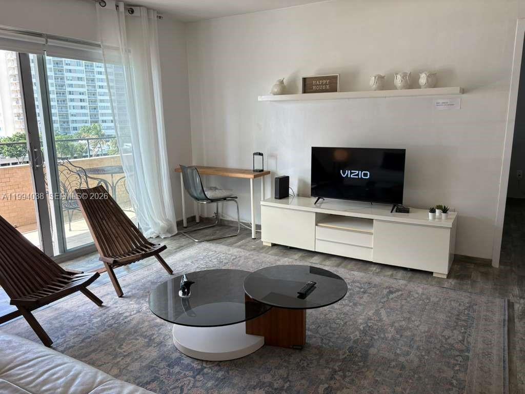 KINGS POINT IMPERIAL COND - Residential Lease