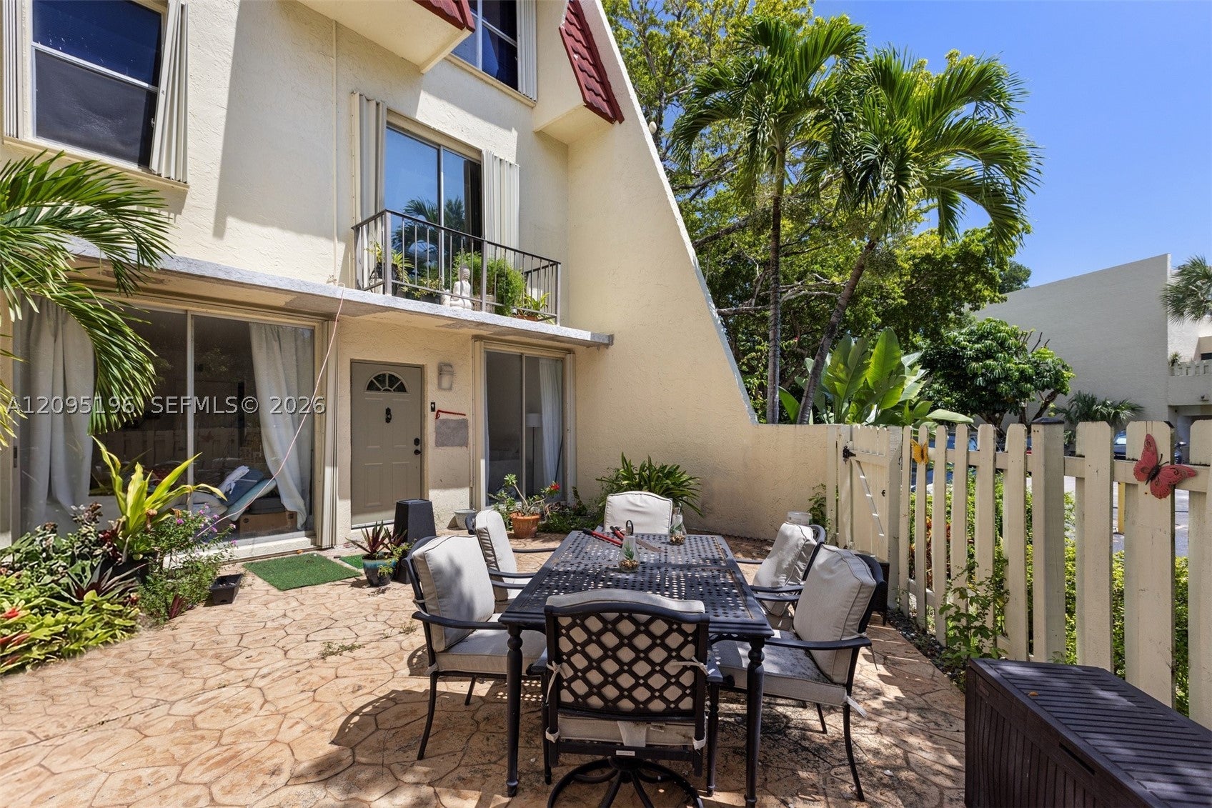 1655 NE 115th St 9B