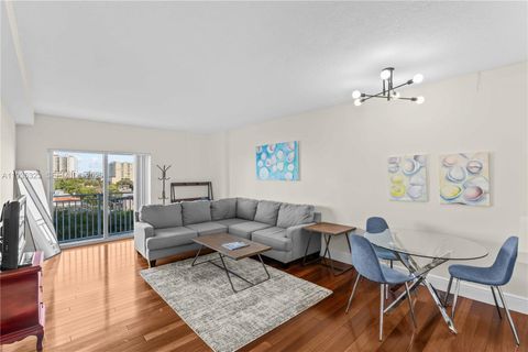 Photo of 50 Menores Ave #522, Coral Gables, FL 33134 (MLS # A11935323)