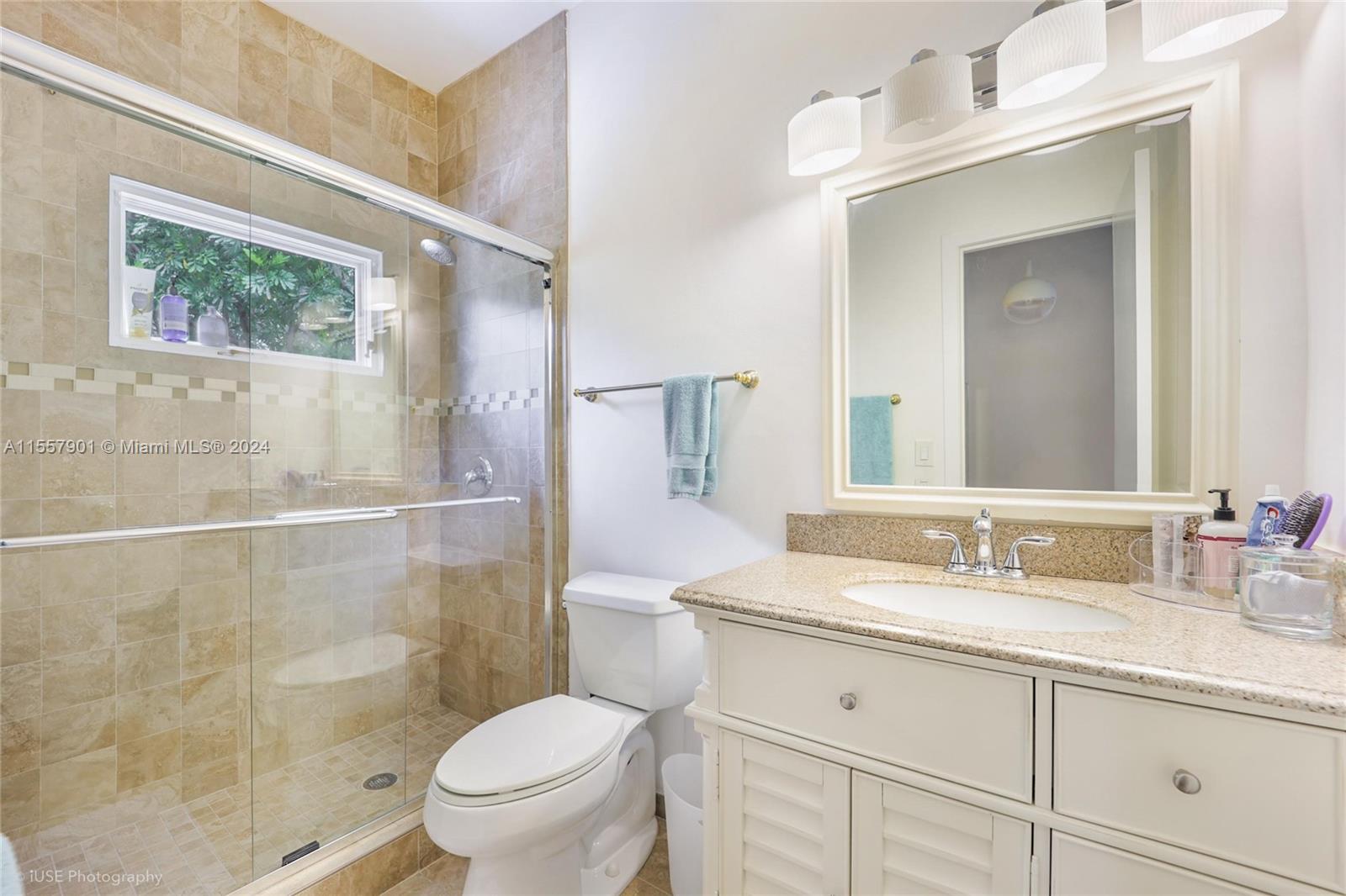 BAYSHORE VIEW - Residential Lease