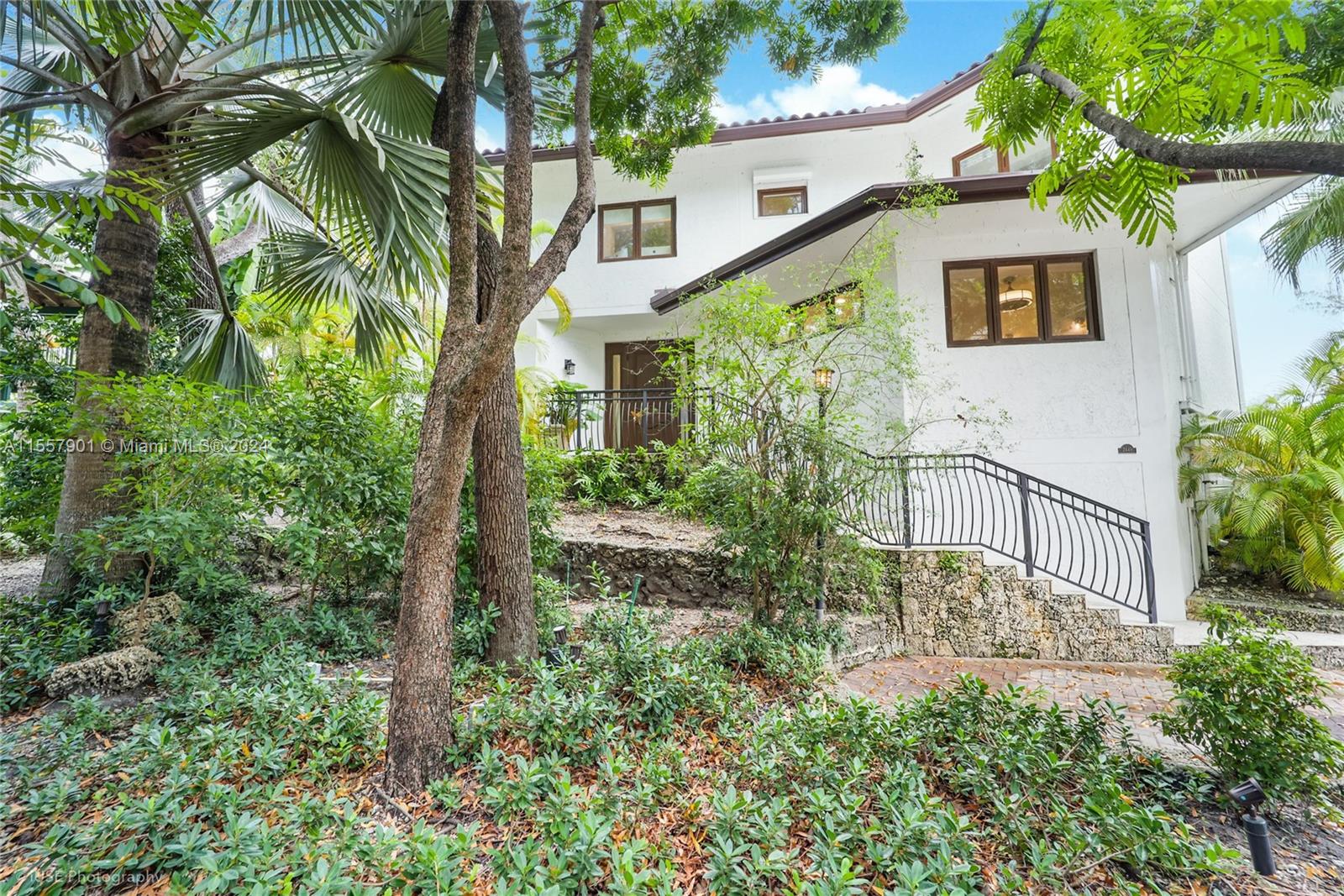 BAYSHORE VIEW - Residential Lease