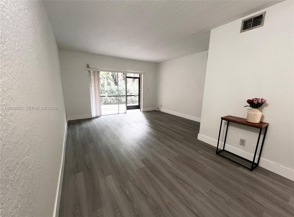 Photo of 9156 NW 40th St #105-1, Coral Springs, FL 33065 (MLS # A11949502)