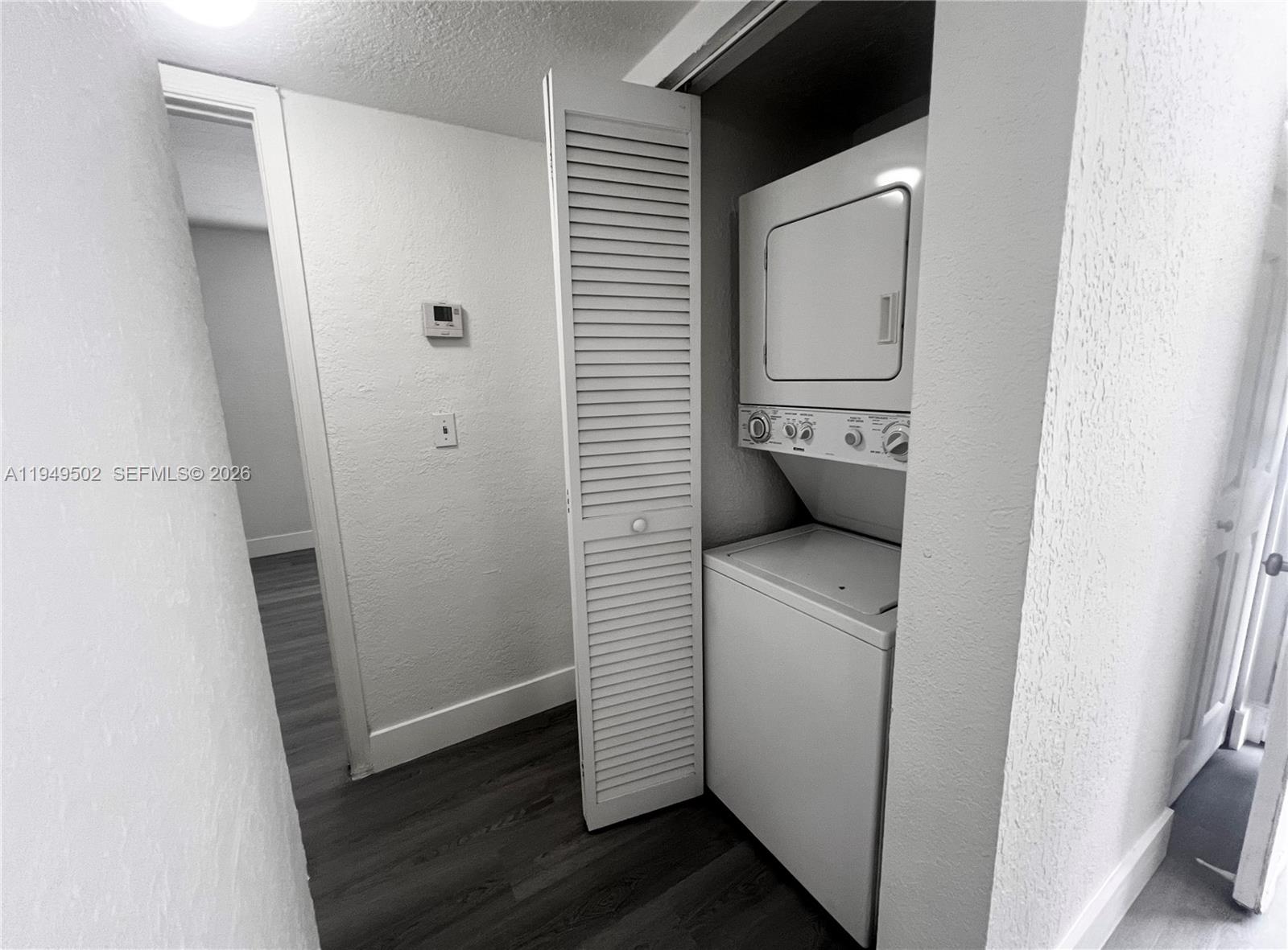 CARDINAL PLACE CONDO - Residential