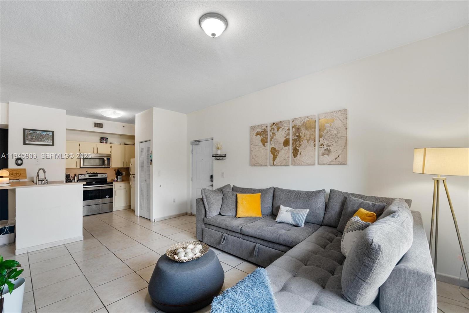 PALM GARDENS AT DORAL CON - Residential