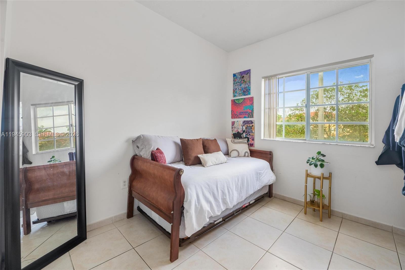 PALM GARDENS AT DORAL CON - Residential