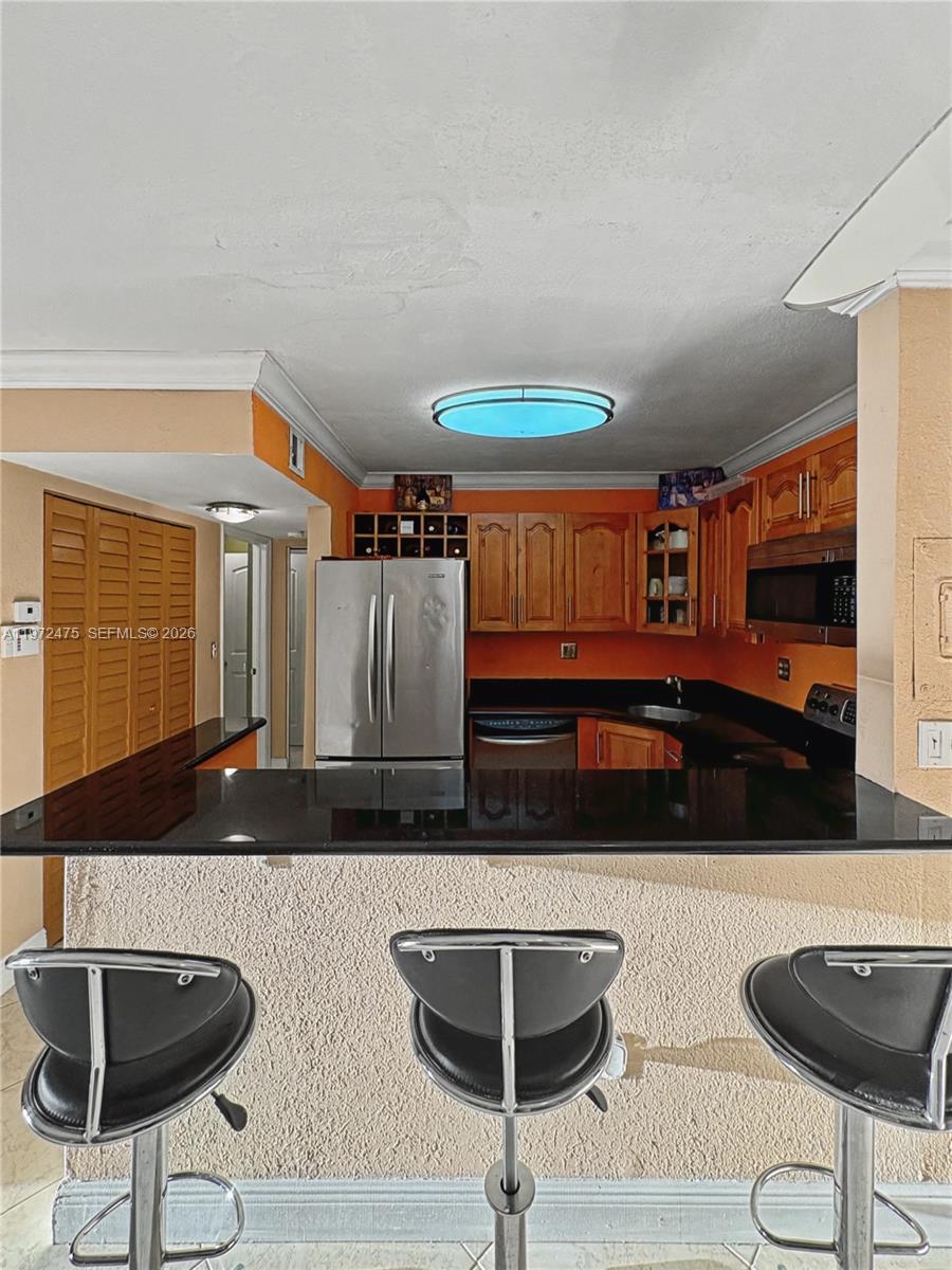 SUNSET PALMS EAST CONDO - Residential