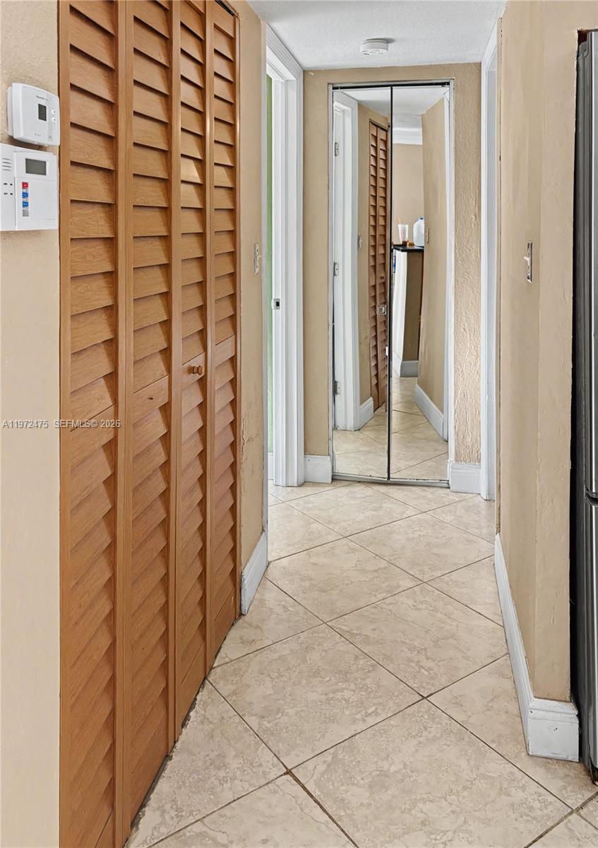 SUNSET PALMS EAST CONDO - Residential